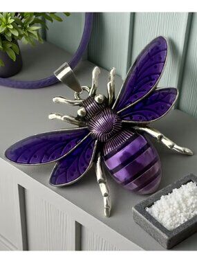 Necklace Classic Bee Pendant Gradient Purple Enamel Wings & Body Silvery Alloy